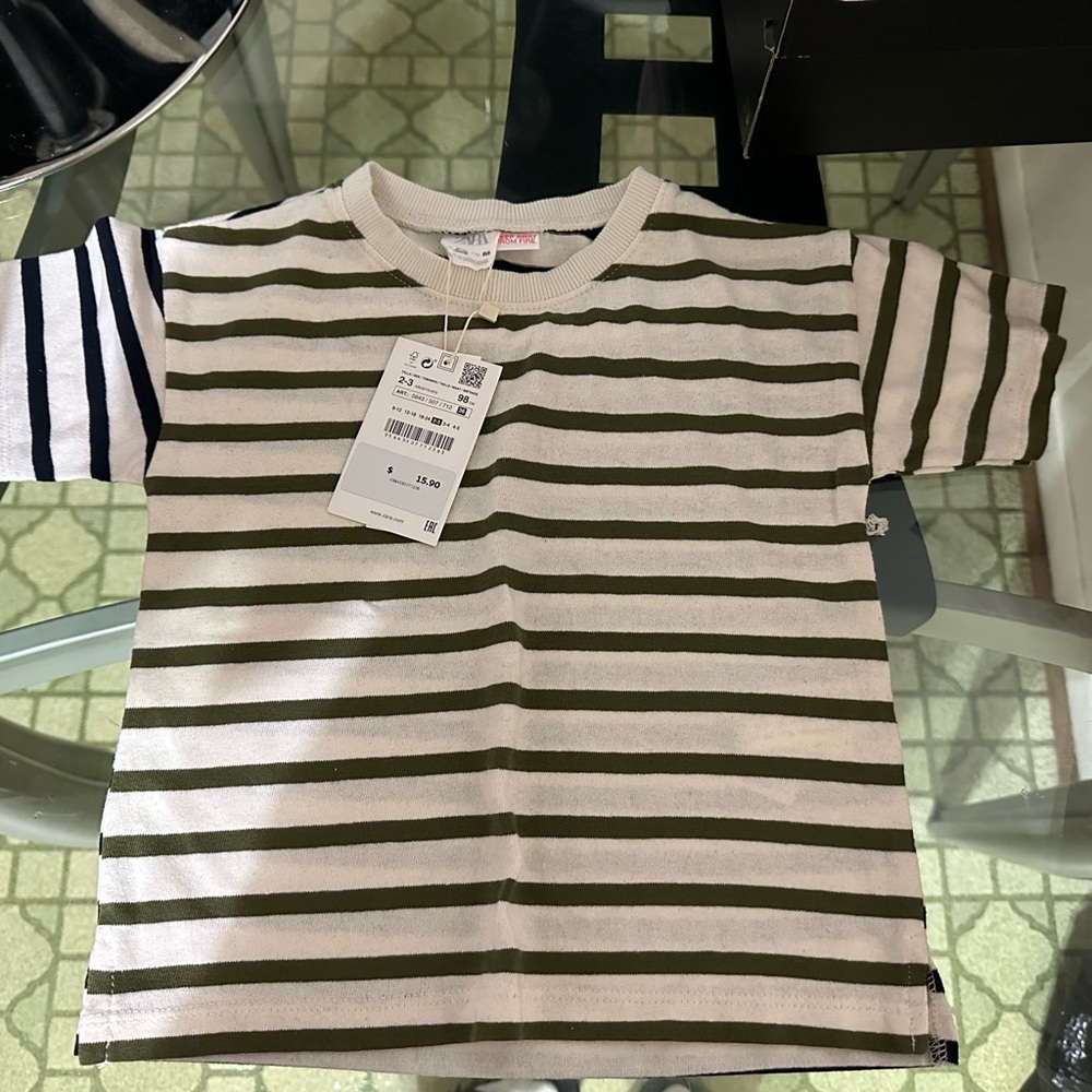 2 Zara shirts